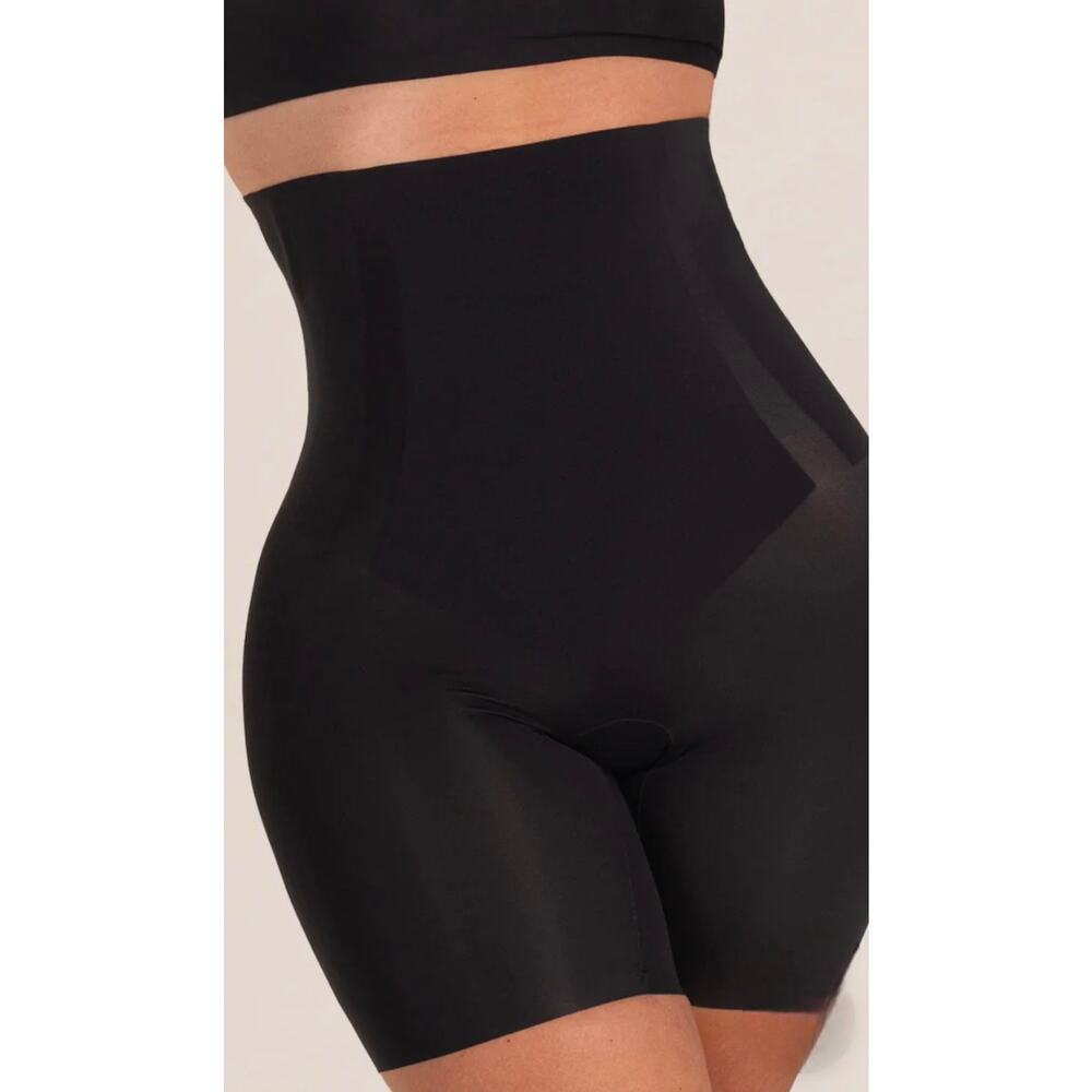 NWT Shapermint Essentials Everyday Empower High-Waisted Shaper Shorts. Size L.